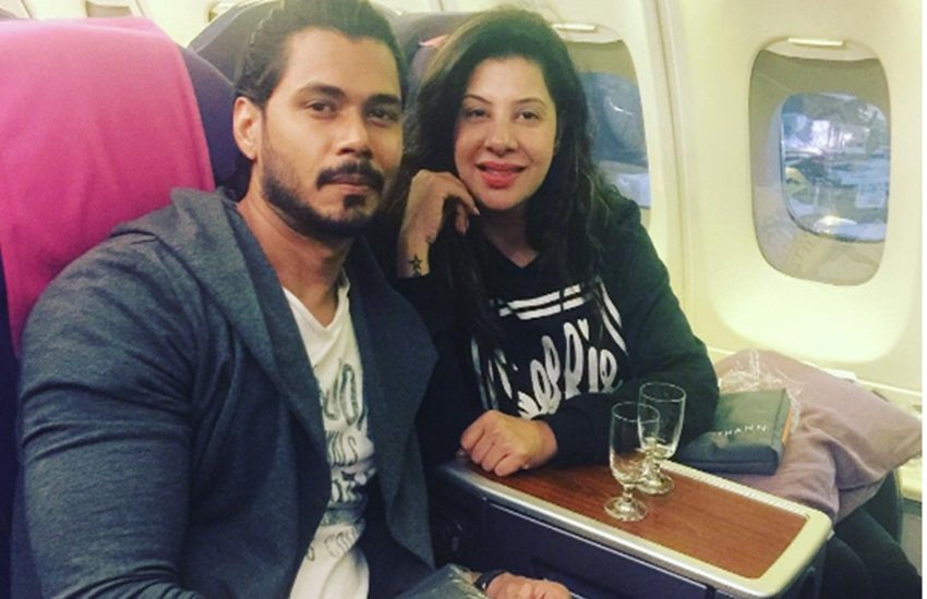 Sambhavna Seth, Avinash Dwivedi
