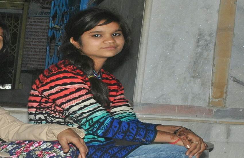 Shivani Soni sucide, eve teasing, teekam garh, MP
