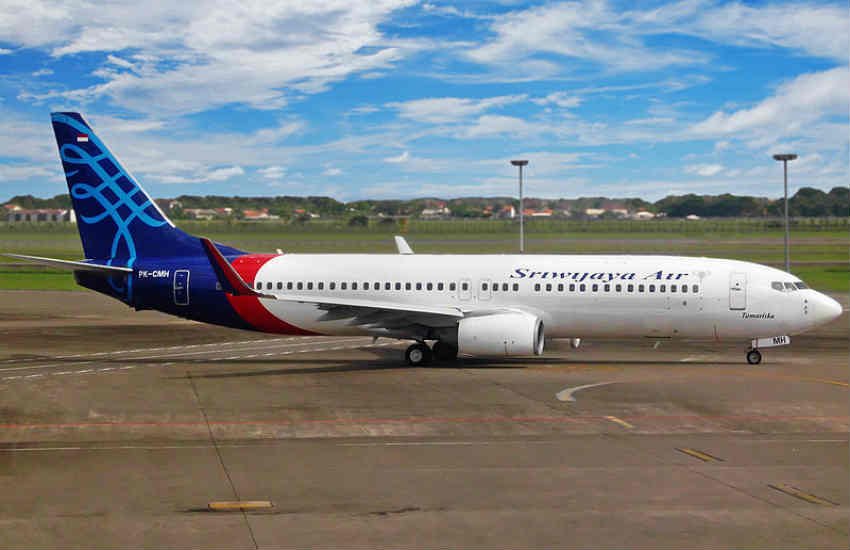 Indonesian sriwijaya airlines, Indonesian plane news, Indonesian plane latest news, Indonesian plane door, China to Bali Indonesian plane