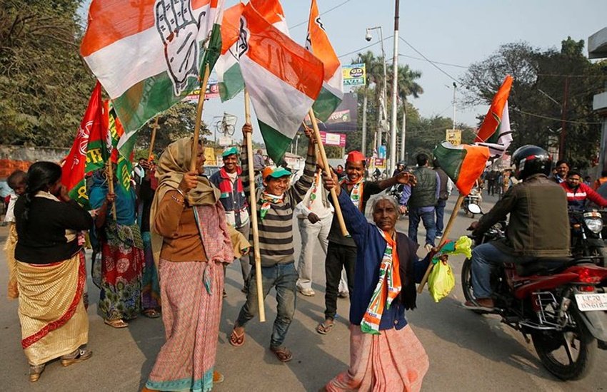 samajwadi party, sp firozabad, election comission, cm akhilesh yadav, wife, up election
