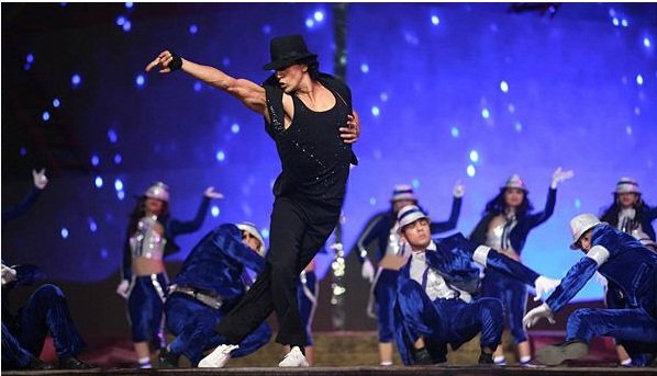 साल 2009 में टाइगर को फौजी नाम का एक टीवी सीरियल ऑफर हुआ था। लेकिन वह टीवी से होकर बड़े पर्दे पर नहीं आना चाहते थे। इसलिए उन्होंने यह ऑफर ठुकरा दिया था।