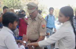 Juliet squads, Anti-Romeo squads, Women police, Eve teasing, महिला पुलिसकर्मी, मनचलों के खिलाफ ऑपरेशन, सबक सिखाएगी महिला पुलिस, छेड़खानी, छेड़खानी की घटना, UP news, UP police