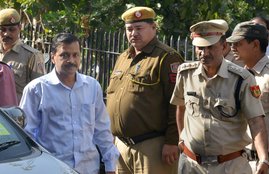 AAP Ad Campaign, AAP Controversies, Aam Aadmi Party, Anil Baijal, Delhi LG, AAP Fined, Arvind Kejriwal