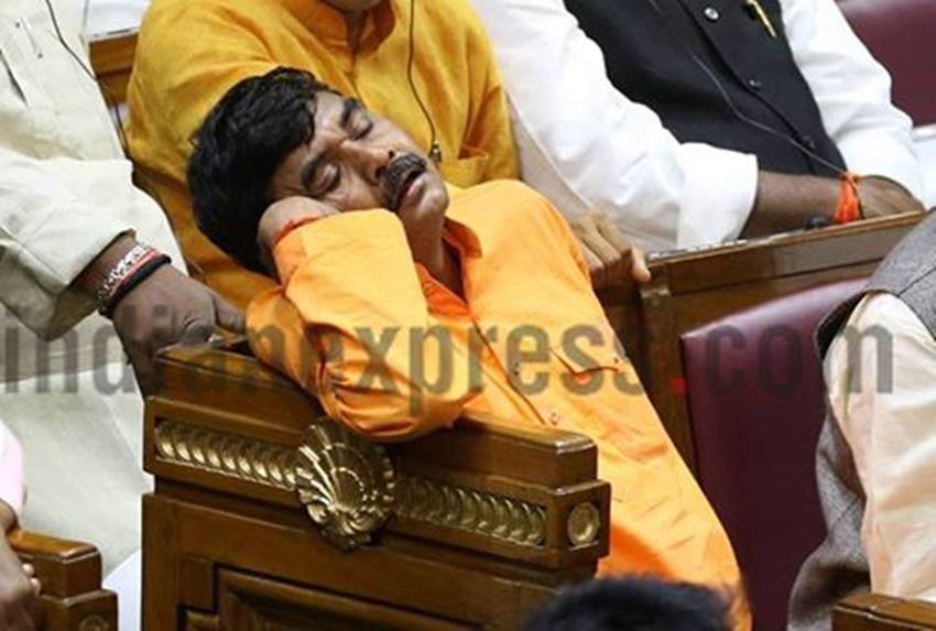 Yogi Adityanath First Speech, UP assembly, Yogi Adityanath's First Speech in UP assembly, Yogi Adityanath speech video, BJP MLAs Sleeping