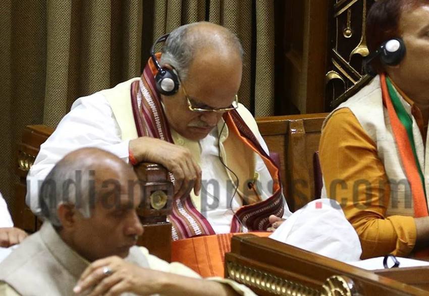 Yogi Adityanath First Speech, UP assembly, Yogi Adityanath's First Speech in UP assembly, Yogi Adityanath speech video, BJP MLAs Sleeping