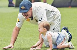 वीडियो: बेटी आइवी ने किया कुछ ऐसा कि अपने आंसू नहीं रोक पाए डेविड वॉर्नर, आप भी देखें