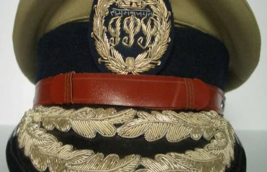 महाराष्ट्र कैडर के ट्रेनी आईपीएस अफसर सालुंखे दीपक आत्माराम को कई बार मौके दिए गए थे। 