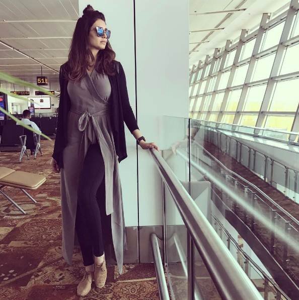 बता दें कि करिश्मा तन्ना कलर्स के रियलिटी शो बिग बॉस में आ चुकी हैं। इसके अलावा उन्होंने नच बलिए में अपना डांसिंग टैलेंट भी दिखाया था।