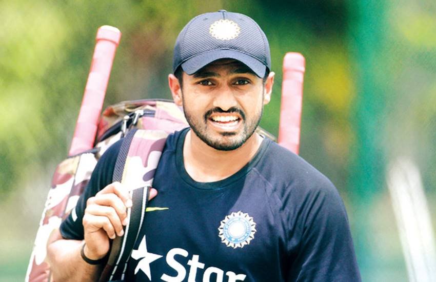 BCCI Contract, BCCI Doubled Yearly Package of Cricketers, BCCI Doubled Test Match Fee, BCCI Increases ODI and T20 Match Fee, Virat Kohli, Mahendra Singh Dhoni, Ravindra Jadeja Upgraded in Grade A, Shardul Thakur Gets BCCI Contract, Hardik Pandya, Rishabh Pant, Jasprit Bumrah, Jayant Yadav, Mandeep Singh, Yuzvendra Chahal, Karun Nair, Manish Pandey, Cricket News, New Indian Players Inducted in BCCI's Yearly Contract