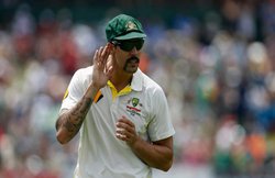 मैच से पहले जॉनसन की भविष्यवाणी, बोले- भारतीय टीम को बैचेन कर देगी धर्मशाला की पिच