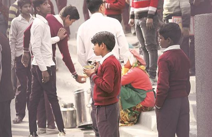 कर्नाटक: स्कूल हॉस्टल में खाना खाने के बाद 3 नाबालिग छात्रों की मौत, मामला दर्ज