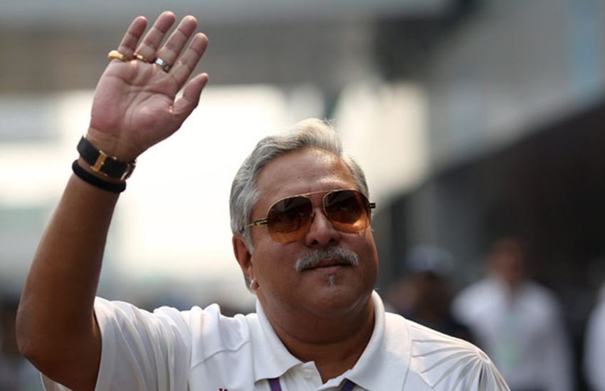 61 साल का विजय माल्या पिछले साल भारत छोड़कर लंदन चला गया था