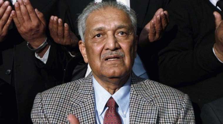 हामिद अंसारी, गुरु तेग बहादुर, केबी हेडगवार, ओवी बिस्मार्क, मिलान कुंदेरा, वंगारी मथाई, अब्दुल कादिर खान, तोशिरो मिफूने, मुरली विजय, अजित वाडेकर, अजित पाल सिंह, तथागत सत्पथी tathagata-satpathy, Murali Vijay, toshiro-mifune, a-q-khan, Wangari-Maathai, milankundera, Bismarck, Keshav-Baliram-Hedgewar-1, guru-teg-bahadur, hamid_ansari