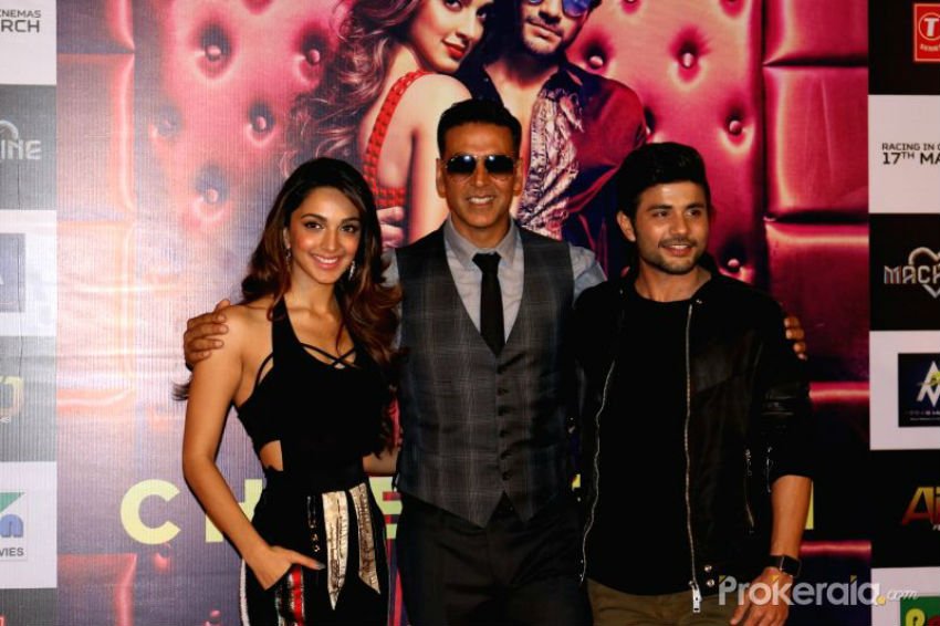 Akshay Kumar, Akshay Kumar news, Akshay Kumar latest news, twinkle khanna, raveena tandon, machine film, machine film latest news, abbas mustan, cheez badi, tu cheez badi hai mast mast, mohra movie, Kiara Advani, Khiladi , Mustafa Burmawalla, machine movie news