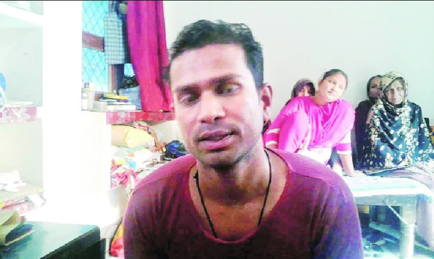 मध्य प्रदेश के शाजापुर में भोपाल-उज्जैन पैसेंजर ट्रेन धमाके के बाद इटावा जिले के लखना कस्बे के माहेश्वरी मुहाल से पकड़े गए दो भाइयों में बड़े भाई फैज आलम को लंबी पूछताछ के बाद निर्दोष मानकर क र रिहा कर दिया गया है।