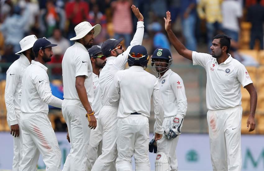क्रिकेट स्कोर, india vs australia, लाइव क्रिकेट स्कोर, live cricket score, live score, india vs australia 2nd test, india vs australia, india vs australia test match, live score ind vs aus, इंडिया वस ऑस्ट्रेलिया, ind vs aus, ind vs aus 2017, india vs australia test, भारत वस ऑस्ट्रेलिया, भारत बनाम ऑस्ट्रेलिया, india vs australia live score, cricket score updates, match updates, cricket news updates