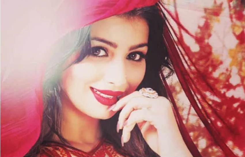 ayesha takia photos jansatta, ayesha takia latest photos, ayesha takia with her Son, ayesha takia Son, ayesha takia With Her Husband, Farhan azmi with mikail, ayesha takia with mikail, mikail Son of Ayesha