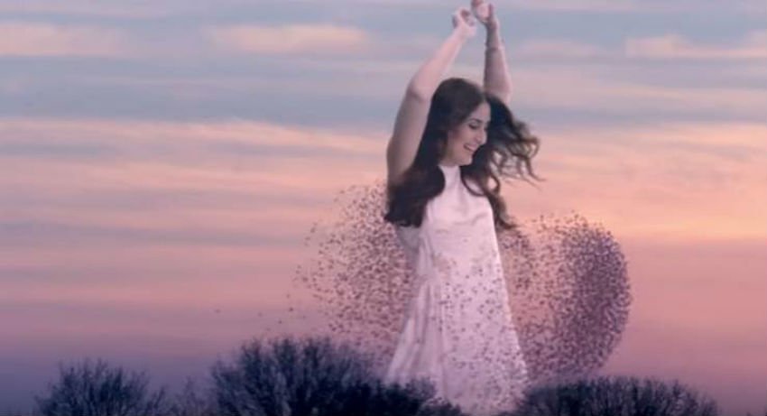 kareena kapoor, kareena kapoor new images, kareena kapoor new video, bbc, bbc video, sony bbc, nature video, nature images, nature photos, behind the scene, jansatta, jansatta news, jansatta online, online news, online hindi news