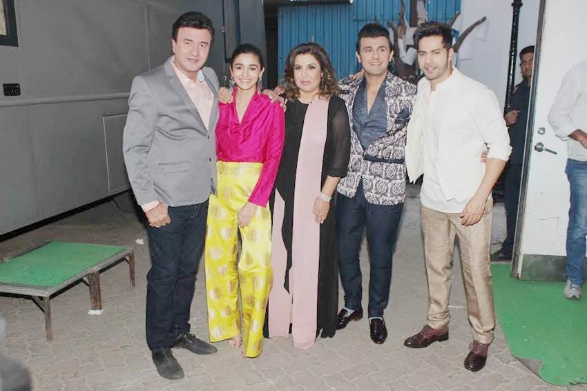 Varun Dhawan,The Voice India,Shaan,Salim Merchant,Neeti Mohan,Benny Dayal,Badrinath Ki Dulhania,Alia Bhatt, Indian Idol seoson 9, Anu malik, Farah Khan, Sonu Nigam, Singing Reality Show
