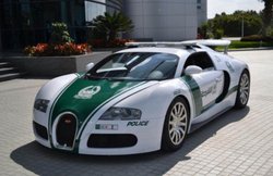 दुबई पुलिस के पास हैं दुनिया की सबसे तेज कार्स, Lamborghini, Ferrari के बाद Bugatti Veyron को भी लाया गया