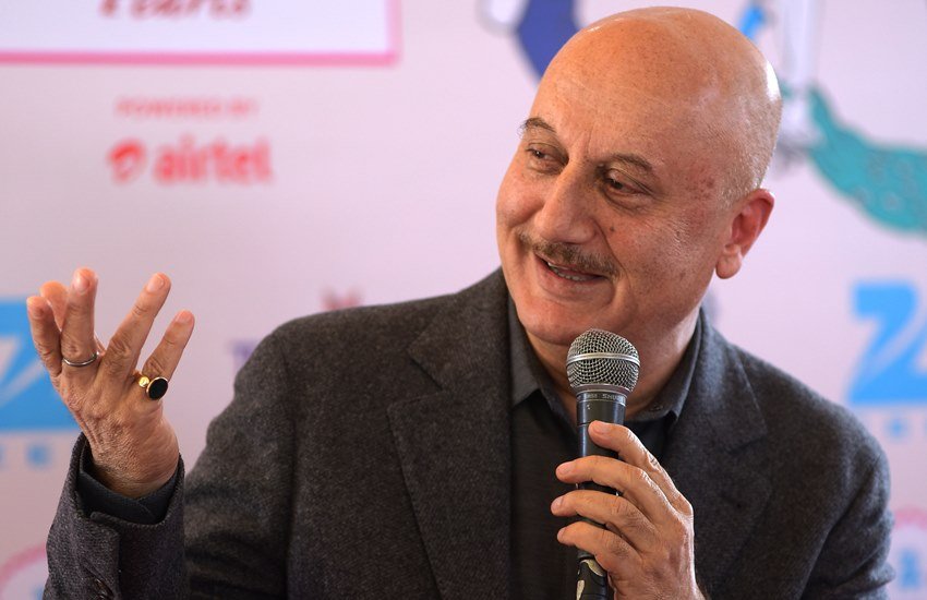 Anupam kher, national anthem, national anthem debate, Anupam Kher national anthem debate, supreme court national anthem, FTII Chairman Anupam Kher, Anupam Kher FTII Chairman, Anupam Kher latest news, Anupam Kher latest updates, Anupam Kher news