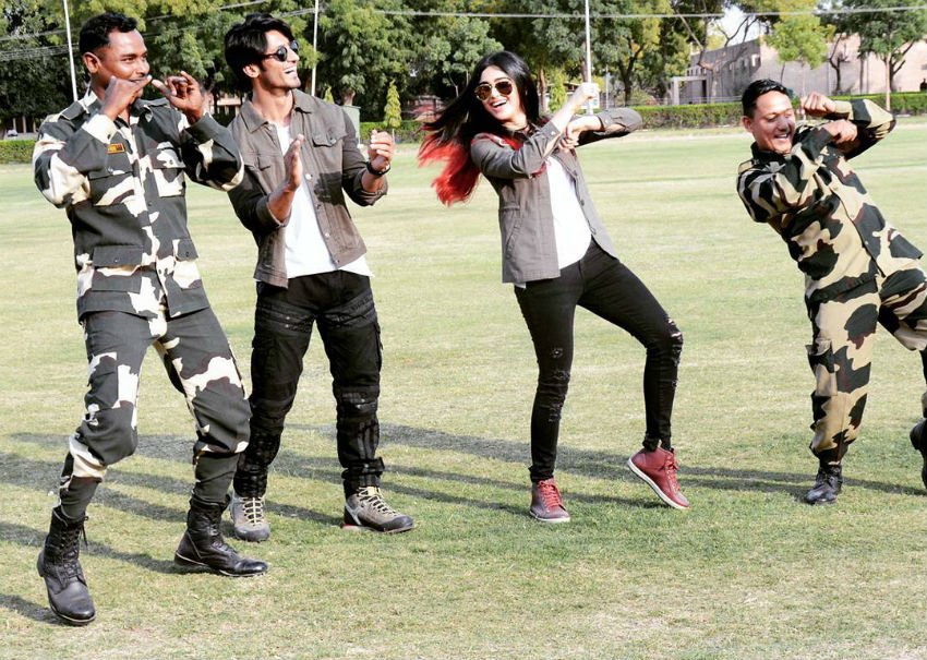 commando 2, commando 2 movie, commando 2 news, commando 2 film, download commando 2, adah sharma, adah sharma pics, adah sharma images, vidyut jamwal, vidyut, new movies, new films, new releas films, online movies, online films, new bollywood films, latest bollywood movies, movies 2017, jansatta, jansatta news, jansatta hindi news, jansatta photos, photo gallery, hindi news, news hindi