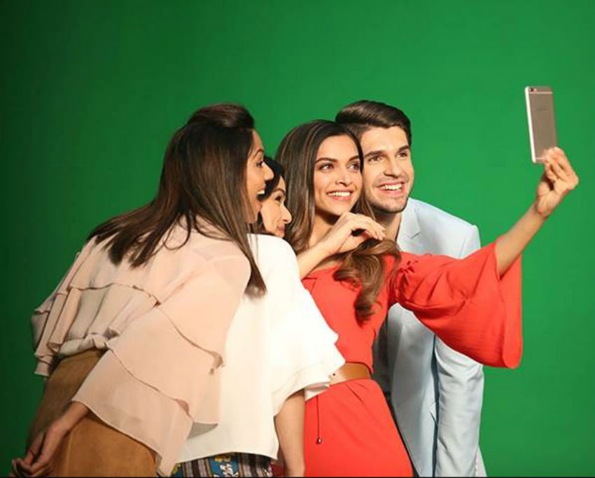 Deepika Padukone, Indian film actress, india, bollywood, bollywood latest news, bollywood latest news hindi, deepika selfie pics, deepika latest news, sanjay leela bhansali, padmavati movie