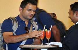 ms dhoni, mahendra singh dhoni, dhoni news, dhoni, cricket news, dhoni kebab, dhoni humanity, jansatta