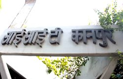 आईआईटी कानपुर ने 60 स्‍टूडेंट्स को किया बाहर, खराब परफॉर्मेंस को बनाया आधार