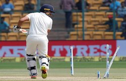 IND vs AUS: भारतीय बल्‍लेबाजों ने फिर किया शर्मसार, 9 गेंद में धराशायी हो गए दिग्‍गज