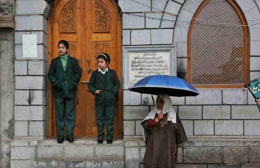 Kashmir Schools, Kashmir School Open, Kashmir Valley news