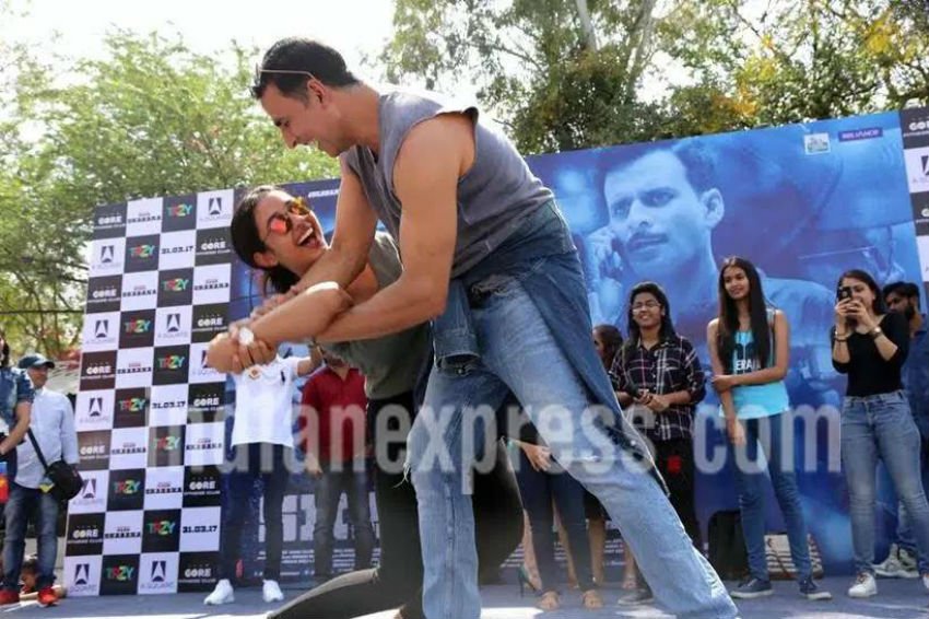 delhi university, Gargi College, akshay kumar, tapsee pannu, naam shabana, film, film promotion, event, bollywood, bollywood latest news, akshay kumar news, judwa2, varun dhawan , Jacqueline Fernandez