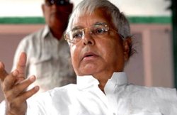 आदित्य नाथ के नए घर को लेकर राजनीति, लालू बोले- 10 साल तक दलित-पिछड़े रह रहे थे इसलिए योगी ने कराया शुद्धिकरण