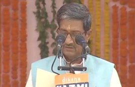 mukut bihari verma, UP minister stone pelted, मुकुट बिहारी वर्मा, मुकुट बिहारी वर्मा पथराव, stone pelted at UP minister, उत्‍तर प्रदेश मंत्री मुकुट बिहारी वर्मा, Stones pelted Mukut Bihari Verma's car, uttar pradesh minister stone pelting, attack on UP minister, attack on mukut bihari verma, UP news, uttar pradesh news, yogi adityanath