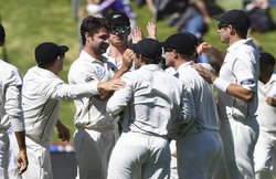 न्यूजीलैंड बनाम साउथ अफ्रीका, 3rd Test, Hamilton: पहले दिन साउथ अफ्रीका की खराब शुरुआत, स्टंप्स तक स्कोर 123/4