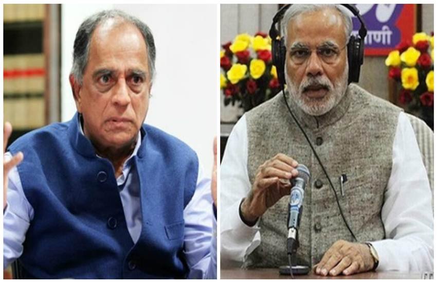 सेंसर बोर्ड के डायरेक्टर पहलाज निहलानी (L) और पीएम मोदी मन की बात रेडियो प्रोग्राम में। (फाइल फोटो)