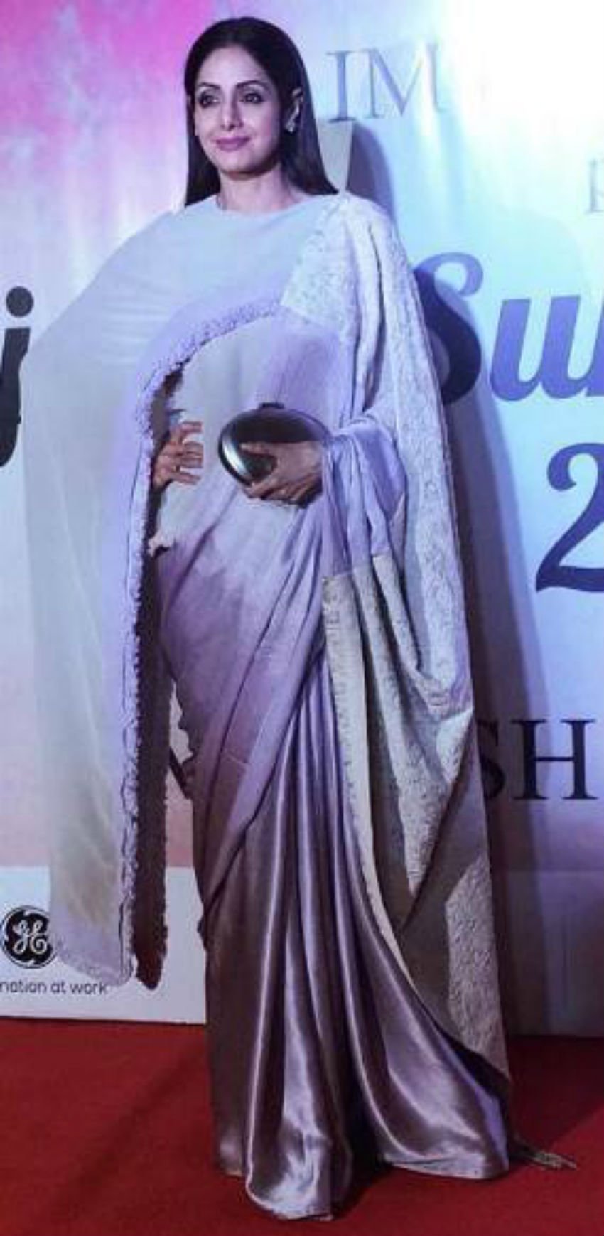 shahrukh, shahrukh khan, anushka, anushka sharma, kajol, jaya bachchan, sushmita sen, manish malhotra, shabana azmi, shree devi, shri devi, javed akhtar, ramp walk