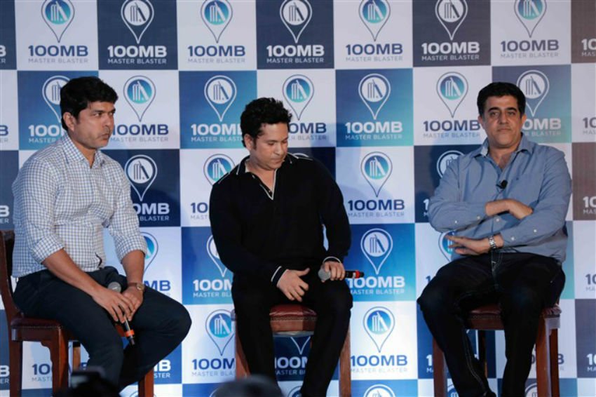 इस दौरान सचिन ने कुछ बातें भी शेयर की।