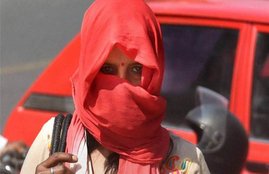 heat, how to, how to beat heat, stay healthy in summers, health tips for summers, health news, tips for summers, water drinking, right way to drinking water, health news in hindi