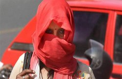 आचार्य बालकृष्ण के हेल्थ टिप्स: गर्मियों में इस तरह पीएं पानी, नहीं लगेगी लू