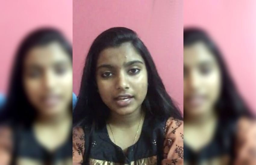 16 साल की नाहिद आफरीन 2015 में सिंगिंग के एक टीवी रिएलिटी शो में द्वितीय विजेता रही थीं (Photo Source: ANI)