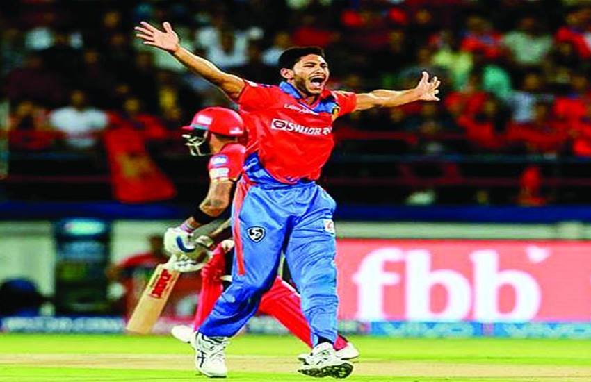 Basil Thampi, Kerala Fast Bowler Basil Thampi, Basil Thampi Yorkers, Yorker Man of IPL 2017, Gujarat Lions Fast Bowler Basil Thampi, MRF Pace Foundation, Glenn Mcgrath, Shanthakumaran Sreesanth, IPL 2017, Emerging IPL Player, Indian Premier Legue, IPL Tenth Edition