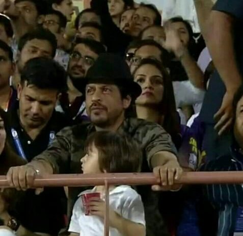 IPL 10, IPL, Shah Rukh Khan, Indian Premier League, AbRam, Sports, Cricket, Kolkata Knight Riders, Gujarat Lions"