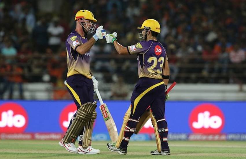 IPL, IPL 2017, Kolkata Knight Riders vs Gujarat Lions, Australian Batsman Chris Lynn, Chris Lynn inning against Gujarat Lions, Chris Lynn Half Century Against Gujarat Lions, Chris Lynn in IPL, Indian Premier Legue, Chris Lynn and Gautam Gambhir, Cricket News, Sports News