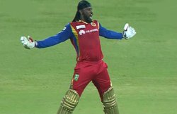 क्रिस गेल ने रचा कीर्तिमान, बने T20 में 10 हजार रन पूरा करने वाले विश्व के पहले बल्लेबाज