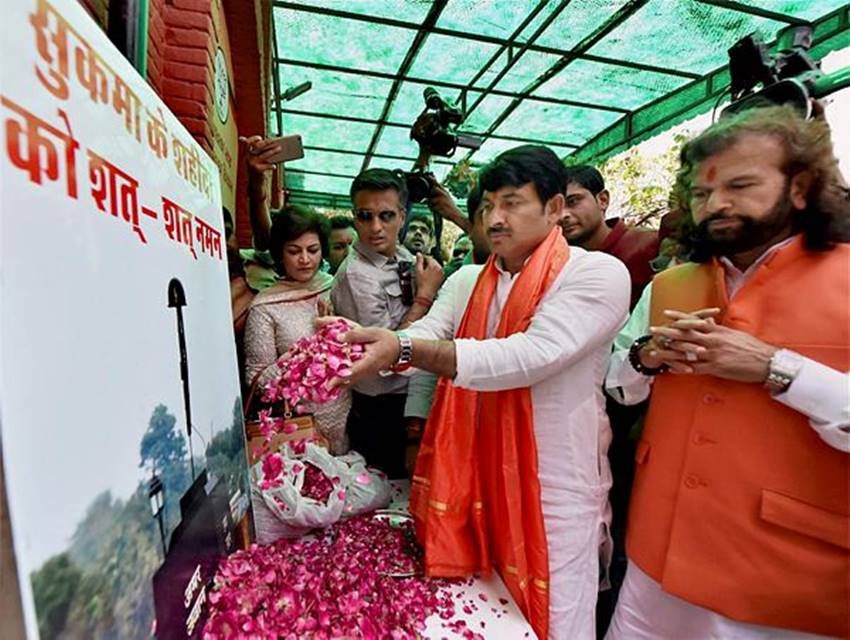 MCD election, MCD election 2017. 2017 MCD election, moments of MCD election, moments of MCD election 2017, pics of MCD election, pics of MCD election 2017