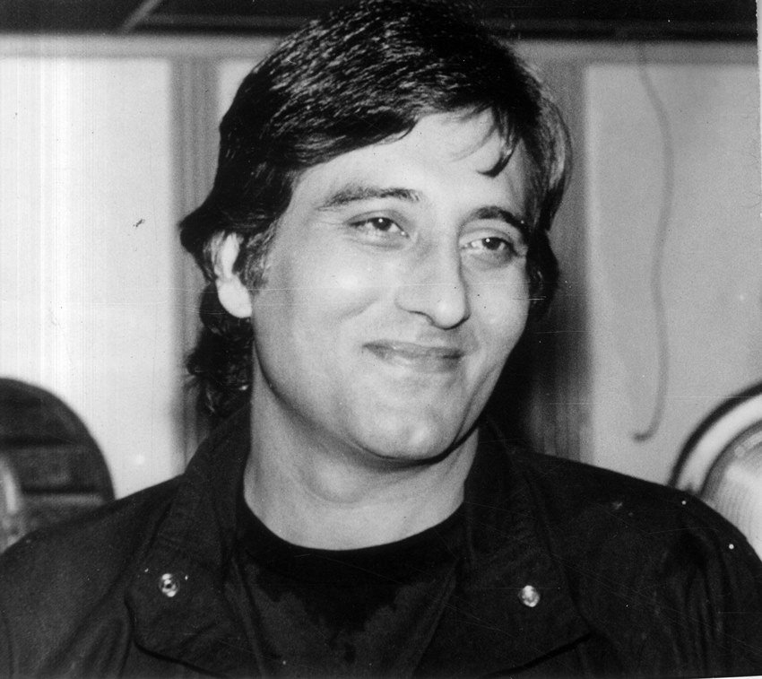 Vinod Khanna, Vinod Khanna in Hospital, Vinod Khanna cancer news, Vinod Khanna bladder cancer, Vinod Khanna unknown facts, Vinod Khanna movies, Vinod Khanna photos, Vinod Khanna hospital photos, Vinod Khanna hospital pics, Vinod Khanna facts, actor Vinod Khanna, vinod khanna latest news, Hindi news Updates