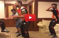 युवराज संग ‘सनी देओल’ अंदाज में डांस करते दिखे आशीष नेहरा, आप भी देखें VIDEO