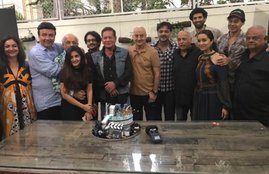 Anupam Kher, Mahesh Bhatt, Vishesh Films
