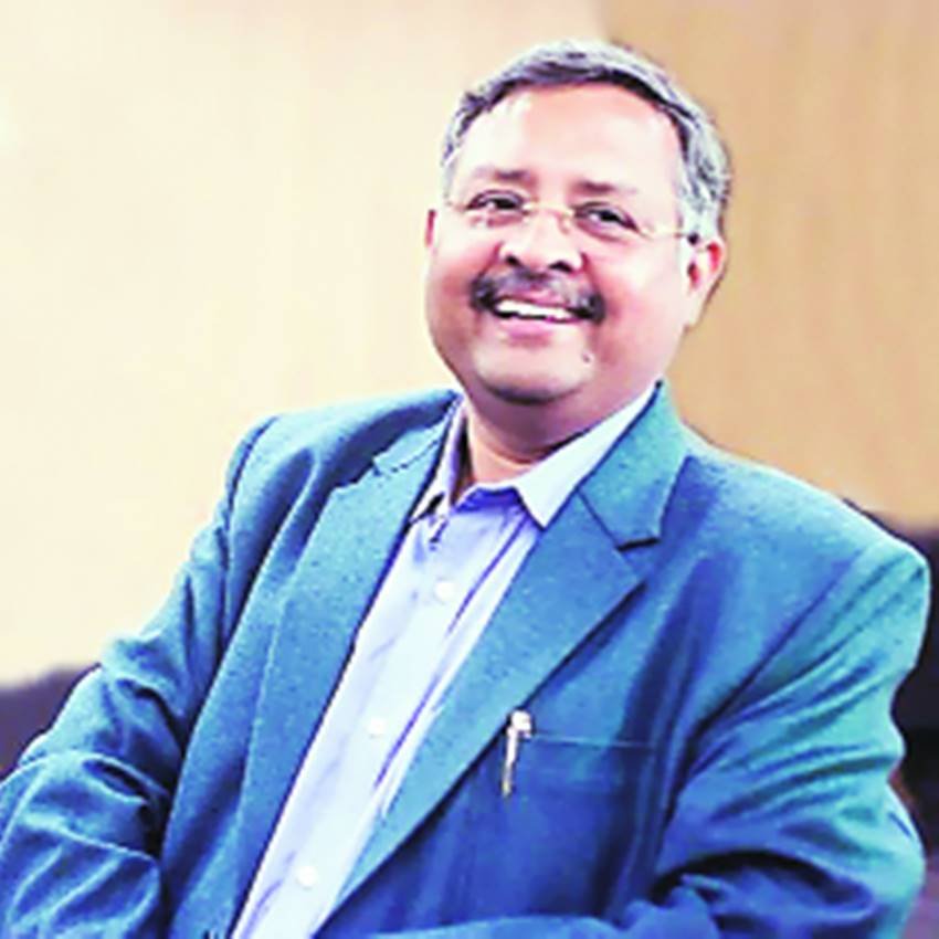 ‘किताबवाला’ माहेश्वरी के छापेखाने से निकली किताबों को अगर वैश्विक मंच पर पहचान मिल रही है तो वह है उसकी सार्वकालिकता, संस्कृति के साथ कदमताल और सरोकार की पहचान।  ‘किताबवाला’ माहेश्वरी के छापेखाने से निकली किताबों को अगर वैश्विक मंच पर पहचान मिल रही है तो वह है उसकी सार्वकालिकता, संस्कृति के साथ कदमताल और सरोकार की पहचान।